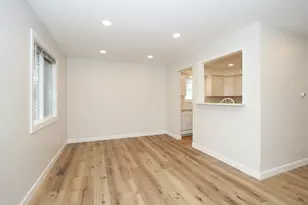 1122 Danvers Ct, Schaumburg, IL 60193 - Photo 10