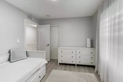 158 Jefferson Lane, Streamwood, IL 60107 - Photo 26