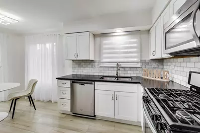 158 Jefferson Lane, Streamwood, IL 60107 - Photo 10