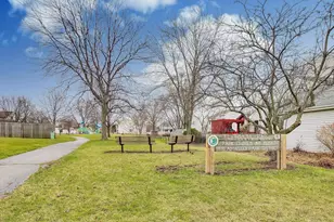 158 Jefferson Ln, Streamwood, IL 60107 - Photo 30