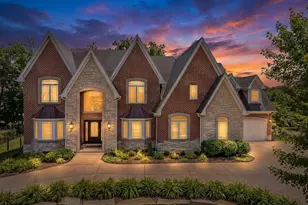 7827 Emma Ct, Orland Park, IL 60462 - Photo 2