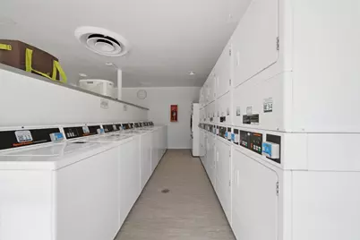 4343 N Clarendon Avenue #613, Chicago, IL 60613 - Photo 14