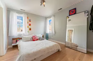 1024 W 18th Pl, Chicago, IL 60608 - Photo 22