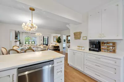 300 Geneva Road, Glen Ellyn, IL 60137 - Photo 14