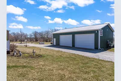 3015 N 1600 East Road, Clifton, IL 60927 - Photo 6