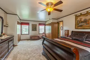 1116 Evergreen Dr, Carol Stream, IL 60188 - Photo 12