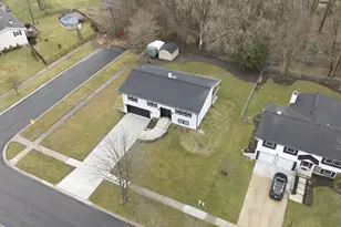 2S245 Mayfield Ln, Glen Ellyn, IL 60137 - Photo 38