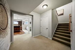 2061 Windham Cir, Wheaton, IL 60187 - Photo 16