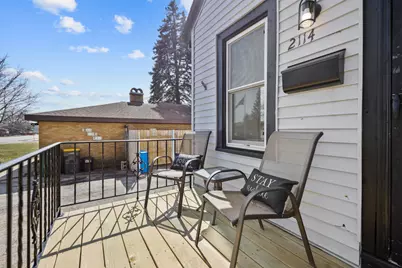 2114 Eshcol Avenue, Zion, IL 60099 - Photo 2