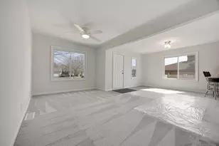 2114 Eshcol Ave, Zion, IL 60099 - Photo 6