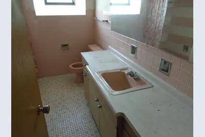 8524 N Ottawa Avenue, Niles, IL 60714 - Photo 6