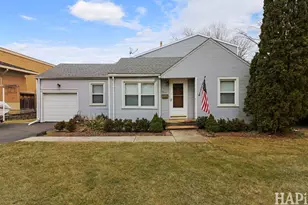 911 Elmdale Rd, Glenview, IL 60025 - Photo 1