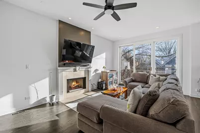 1022 N Paulina Street #2, Chicago, IL 60622 - Photo 4