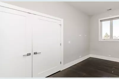 [Address not provided], Chicago, IL 60608 - Photo 8