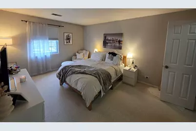 2791 Green Bridge Court #V2, Schaumburg, IL 60194 - Photo 14