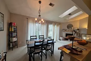 2791 Green Bridge Ct, Schaumburg, IL 60194 - Photo 4