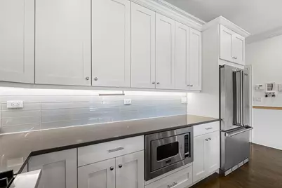 3046 N Clybourn Avenue #2, Chicago, IL 60618 - Photo 14