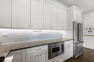 3046 N Clybourn Ave, Chicago, IL 60618 - Photo 14