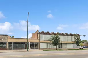 3451 W Peterson Ave, Chicago, IL 60659 - Photo 2