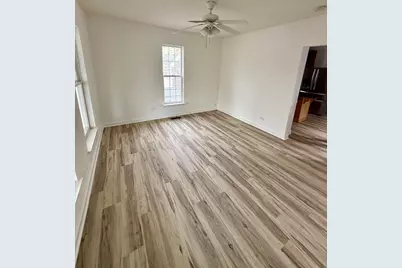 309 Griswold Street, Elgin, IL 60123 - Photo 4