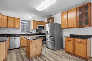 309 Griswold St, Elgin, IL 60123 - Photo 6