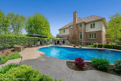 103 Equestrian Way, Hawthorn Woods, IL 60047 - Photo 2