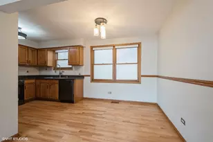 7411 N Claremont Ave, Chicago, IL 60645 - Photo 4