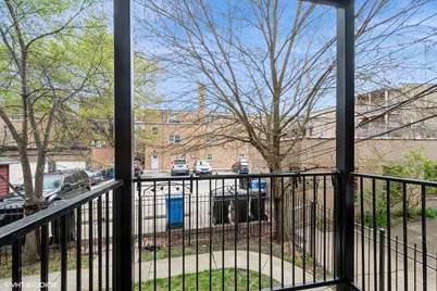 7411 N Claremont Avenue #1E, Chicago, IL 60645 - Photo 10