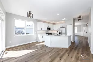 721 S Wellston Ln, Romeoville, IL 60446 - Photo 2