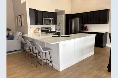 432 Mill Ridge Road #432, Clinton, IA 52732 - Photo 4