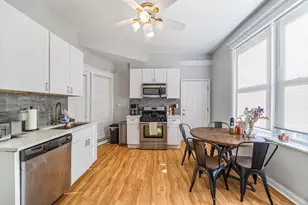 928 S Claremont Ave, Chicago, IL 60612 - Photo 2