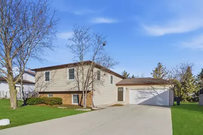 766 Michigan Avenue, South Elgin, IL 60177 - Photo 1