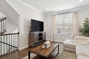 449 Ashley Ave, La Grange, IL 60525 - Photo 4