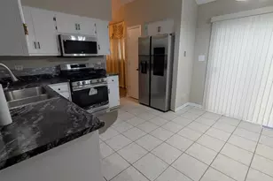 6237 Michael Ln, Matteson, IL 60443 - Photo 18