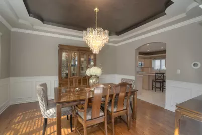 909 Hampton Drive, Carol Stream, IL 60188 - Photo 8