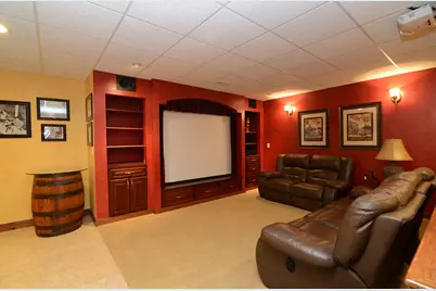 909 Hampton Drive, Carol Stream, IL 60188 - Photo 38