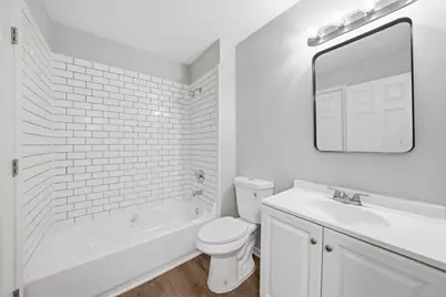 19425 Oak Avenue, Country Club Hills, IL 60478 - Photo 8