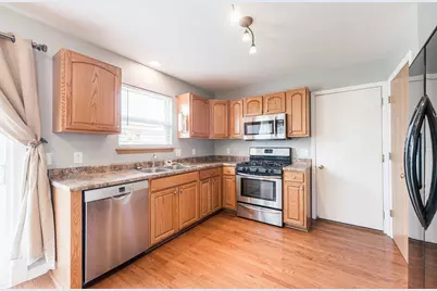 841 Pond Brook Avenue, Malta, IL 60150 - Photo 4