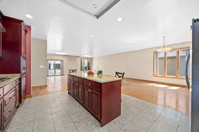 10225 S 81st Court, Palos Hills, IL 60465 - Photo 10