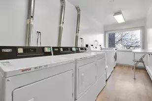 9240 Gross Point Rd, Skokie, IL 60077 - Photo 22