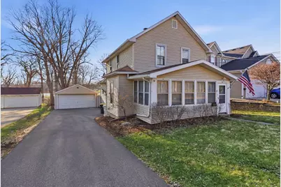 10 S Grant Street, North Aurora, IL 60542 - Photo 2