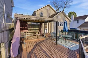 10 S Grant St, North Aurora, IL 60542 - Photo 26