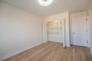 2740 W Farragut Ave, Chicago, IL 60625 - Photo 18