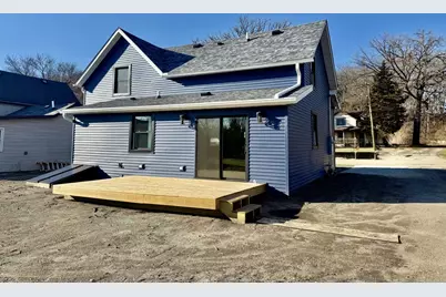 331 W Lincoln Street, Utica, IL 61373 - Photo 2