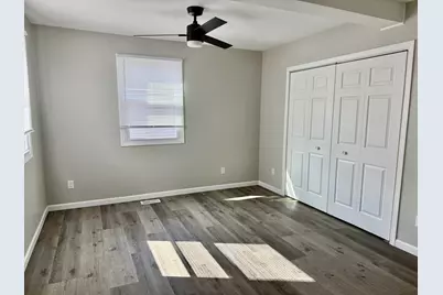 331 W Lincoln Street, Utica, IL 61373 - Photo 12