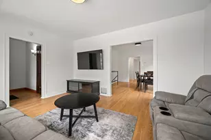 4608 W Montana St, Chicago, IL 60639 - Photo 6