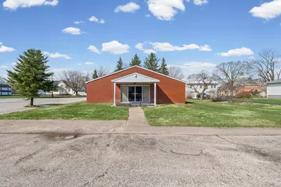 332 S Macon Street, Bement, IL 61813 - Photo 2