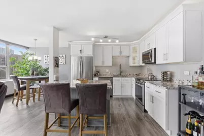 655 W Irving Park Road #303, Chicago, IL 60613 - Photo 6