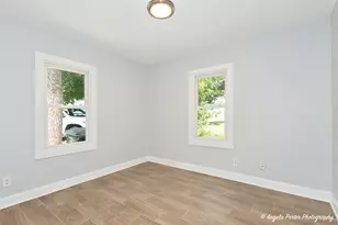 1501 Round Lake Dr, Round Lake Beach, IL 60073 - Photo 10