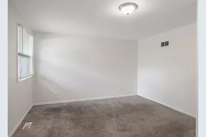 9200 Kedvale Avenue, Skokie, IL 60076 - Photo 10